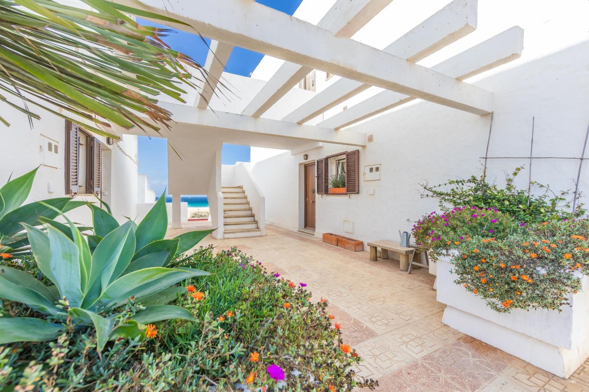 Los Lances Beach Apartments طريفة المظهر الخارجي الصورة