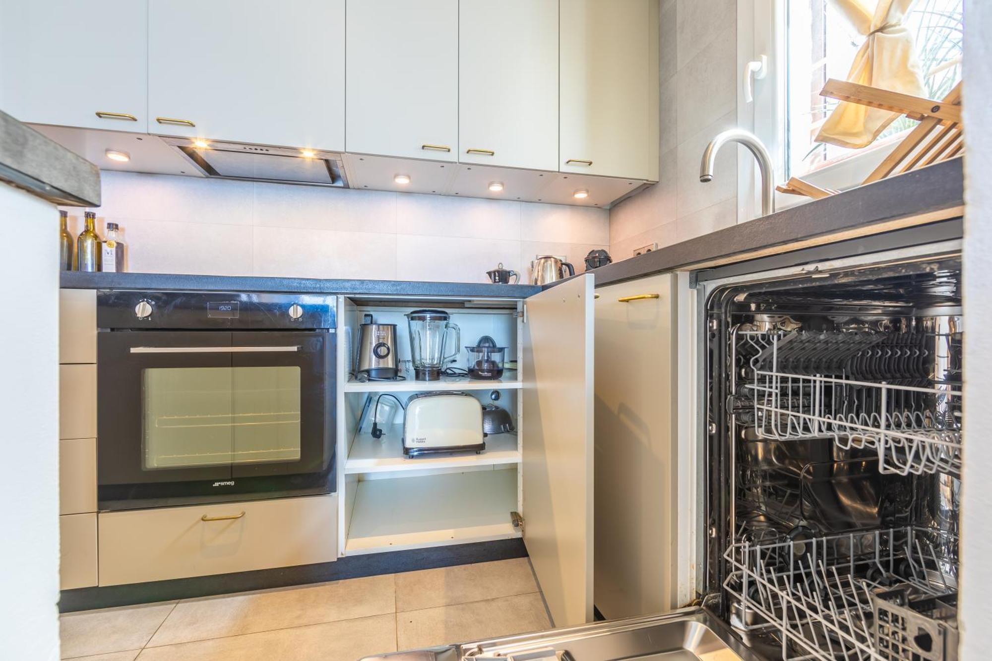 Los Lances Beach Apartments طريفة المظهر الخارجي الصورة