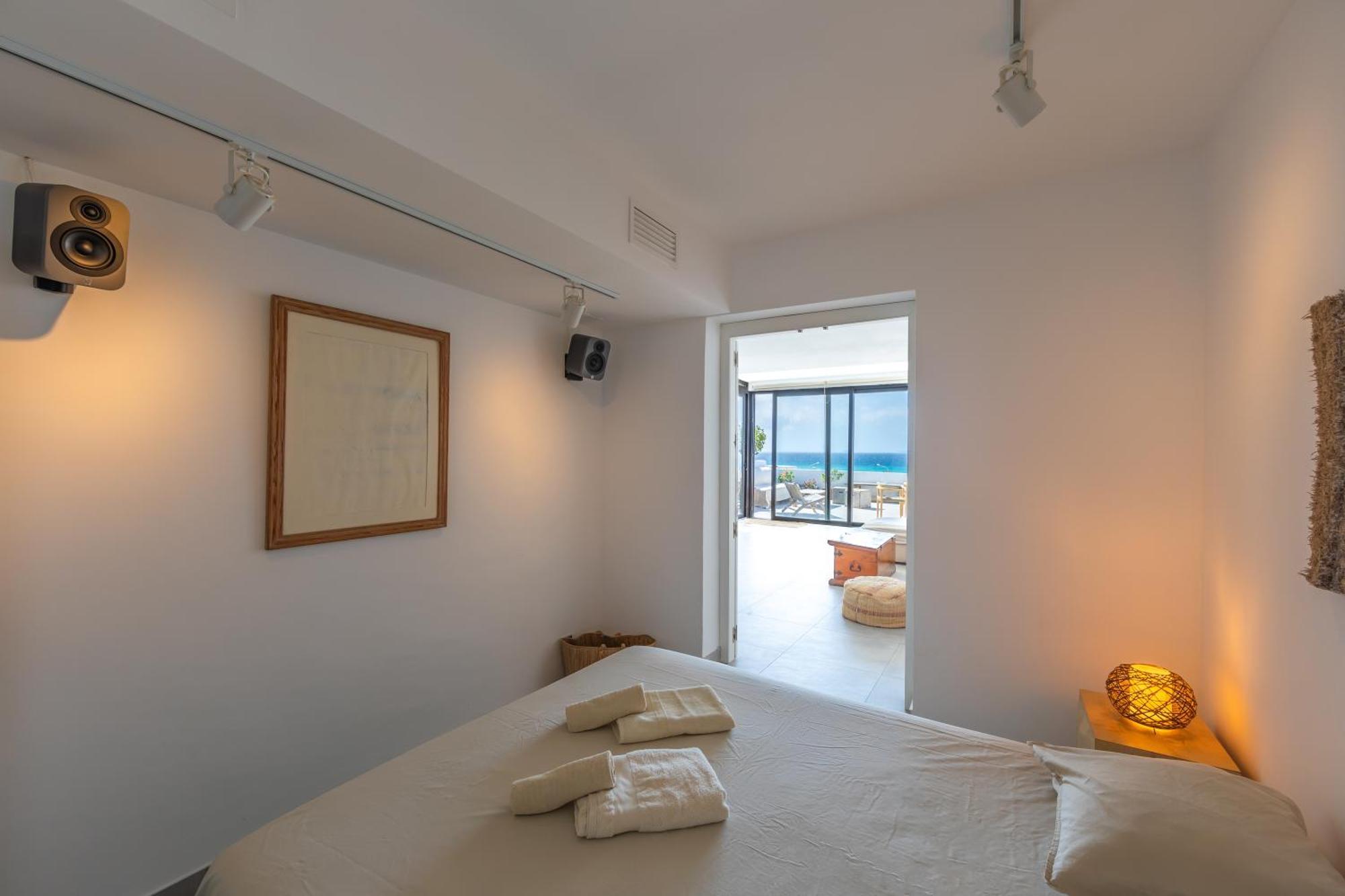 Los Lances Beach Apartments طريفة المظهر الخارجي الصورة