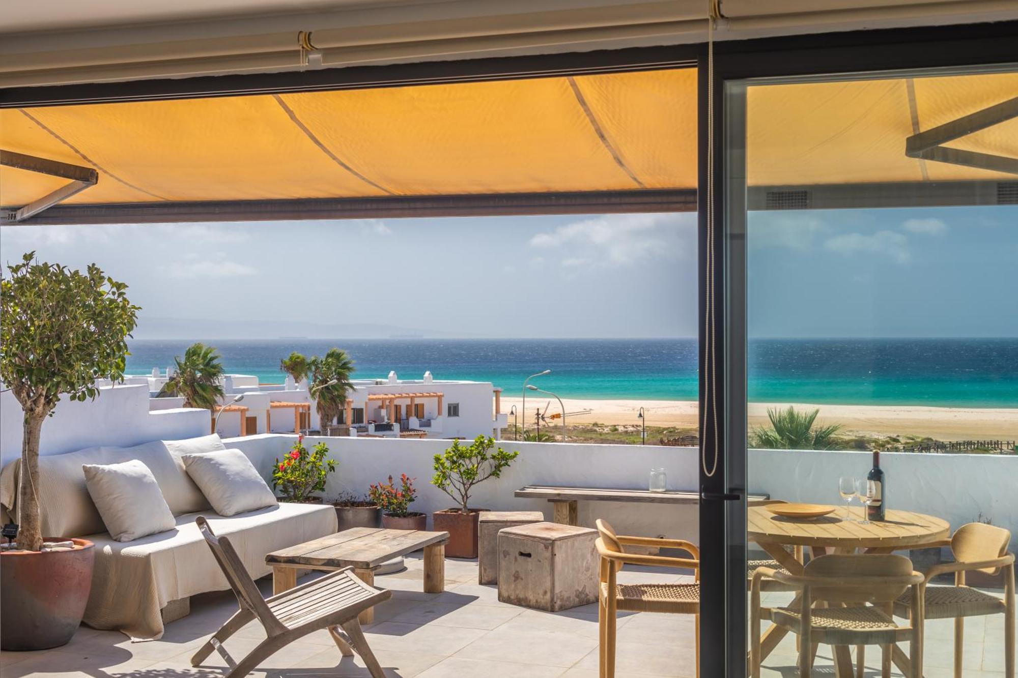 Los Lances Beach Apartments طريفة المظهر الخارجي الصورة