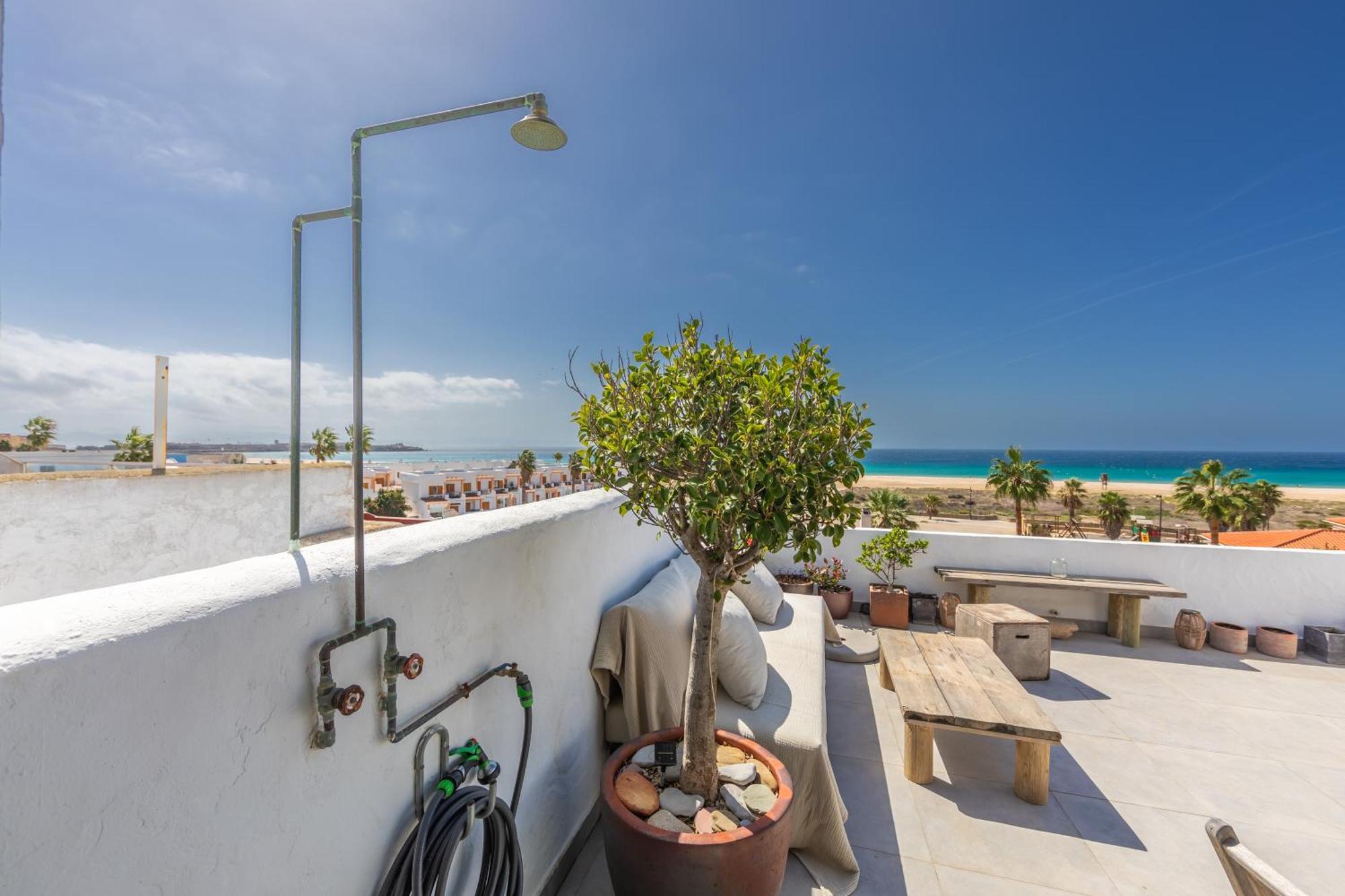 Los Lances Beach Apartments طريفة المظهر الخارجي الصورة