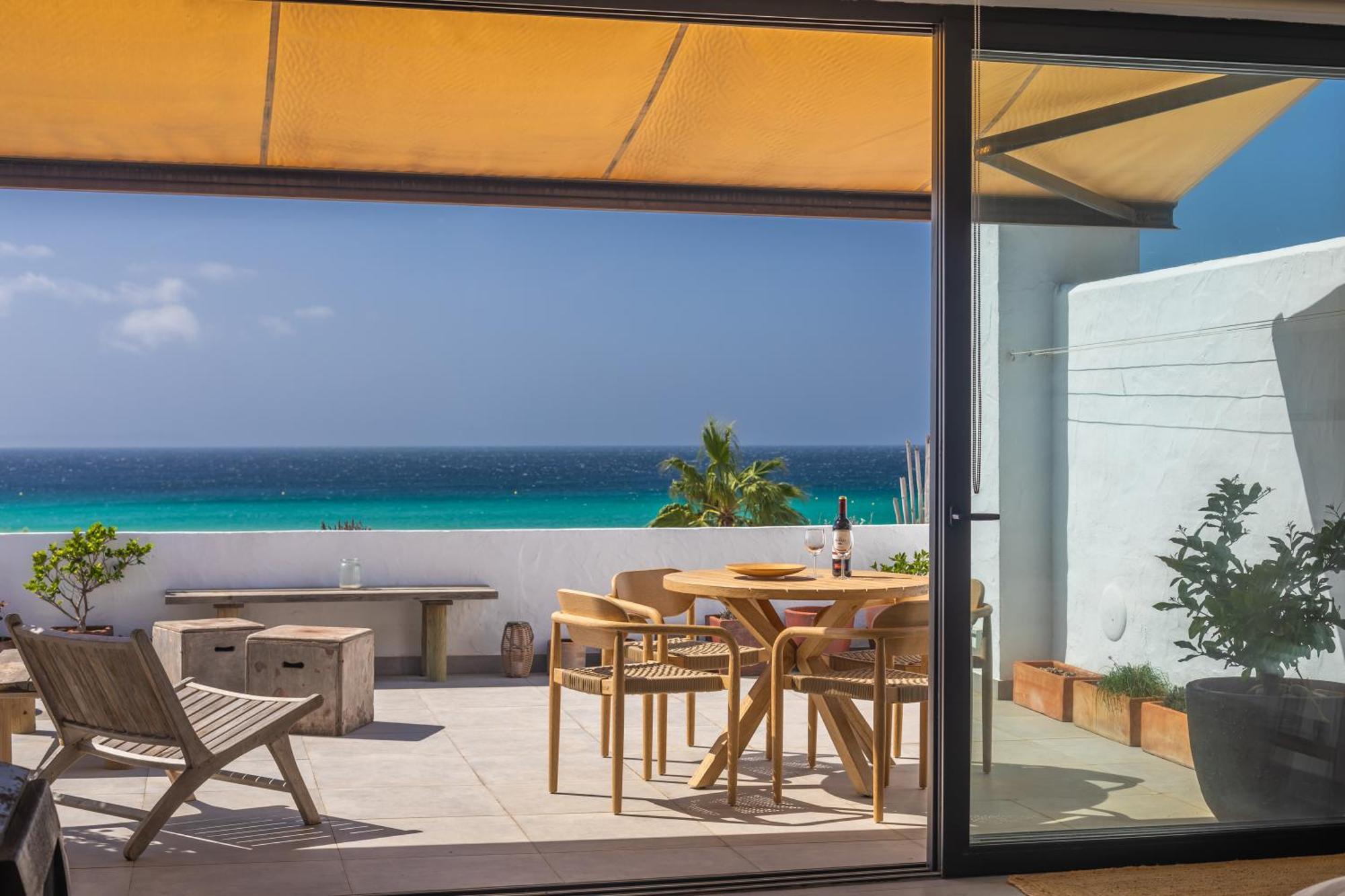 Los Lances Beach Apartments طريفة المظهر الخارجي الصورة